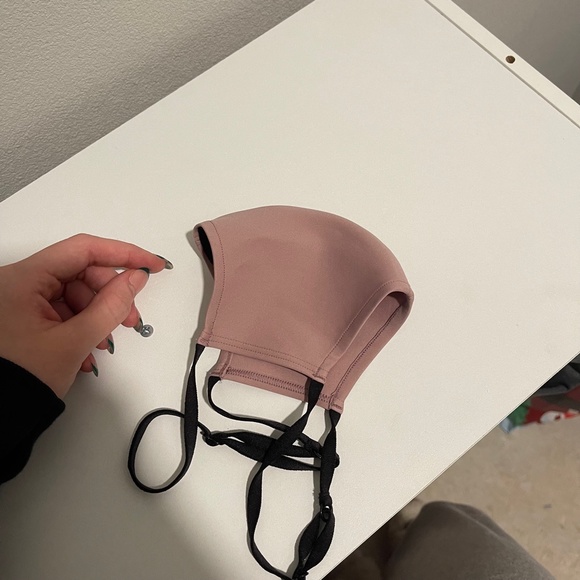 Lululemon Face Mask - Picture 3 of 3